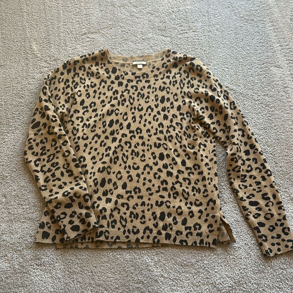 Cashmere sweater- animal print
